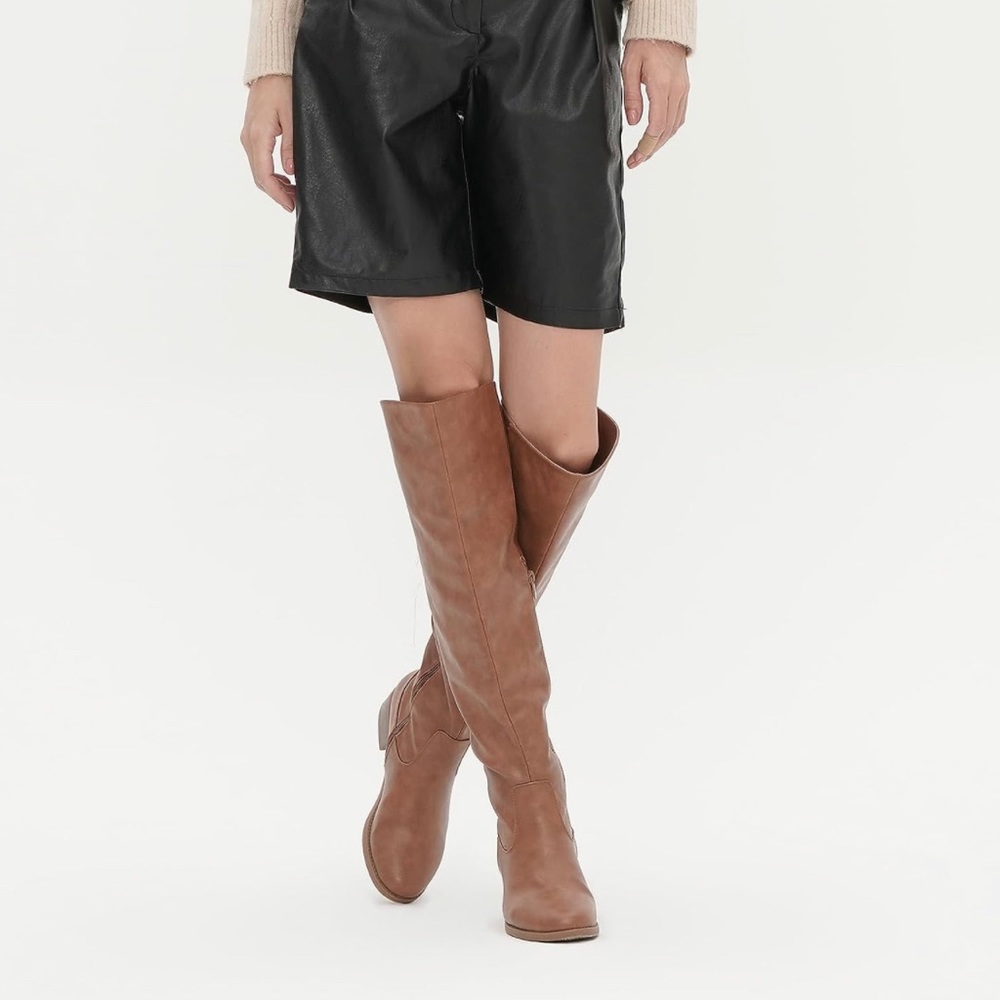 Brand New With Box EETTARO Over The Knee Lace Up Boot